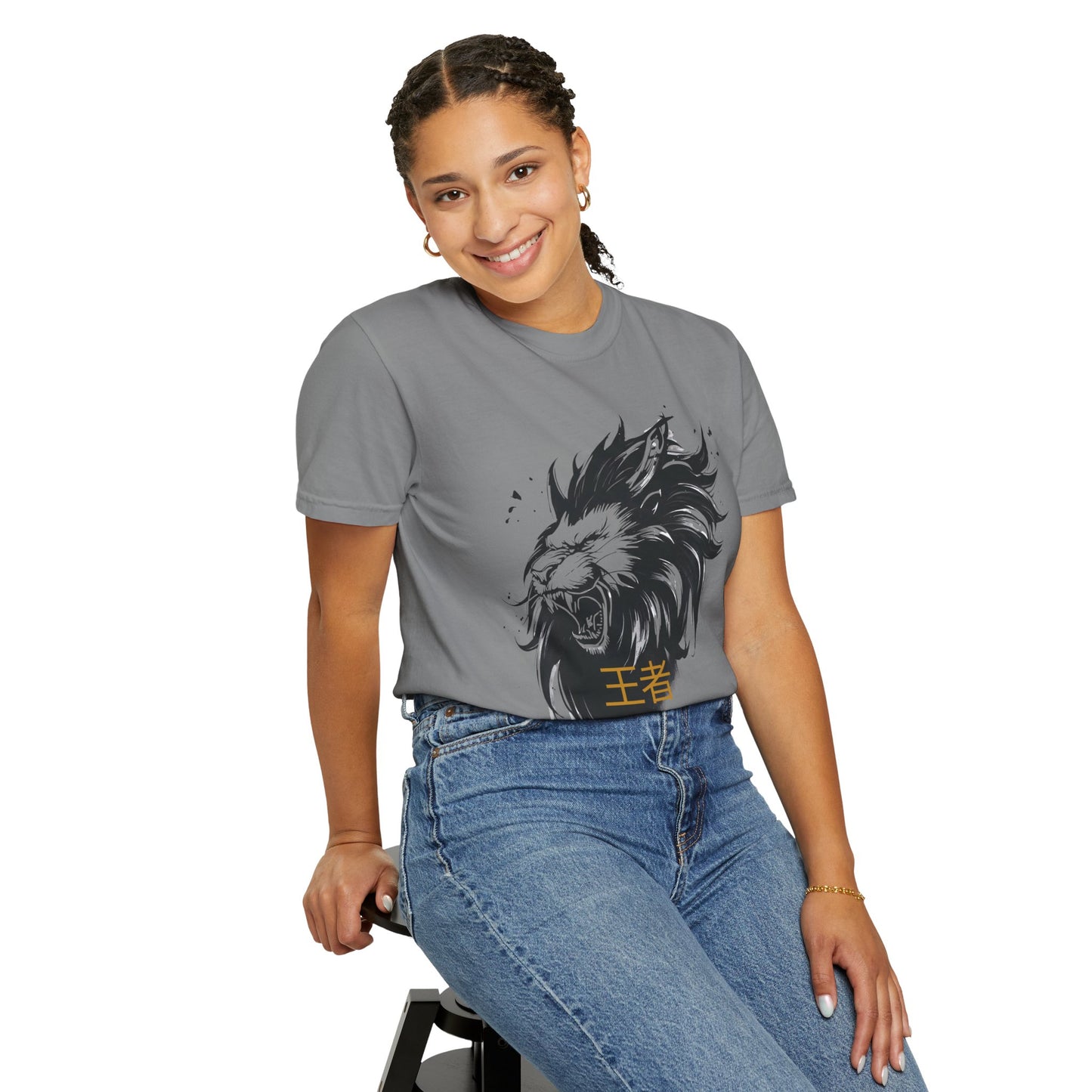 Lion King Graphic T-Shirt — '王者' Bold Asian-Inspired Streetwear